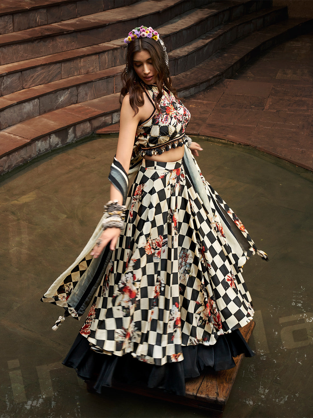 Cream & Black Checks Printed Skirt & Choli Set With Shaded Dupatta