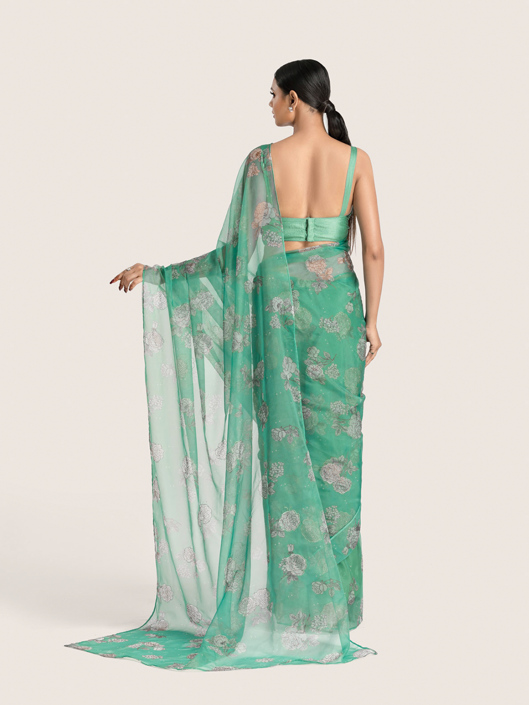 Floral Printed Green Organza Saree With Blouse Fabric