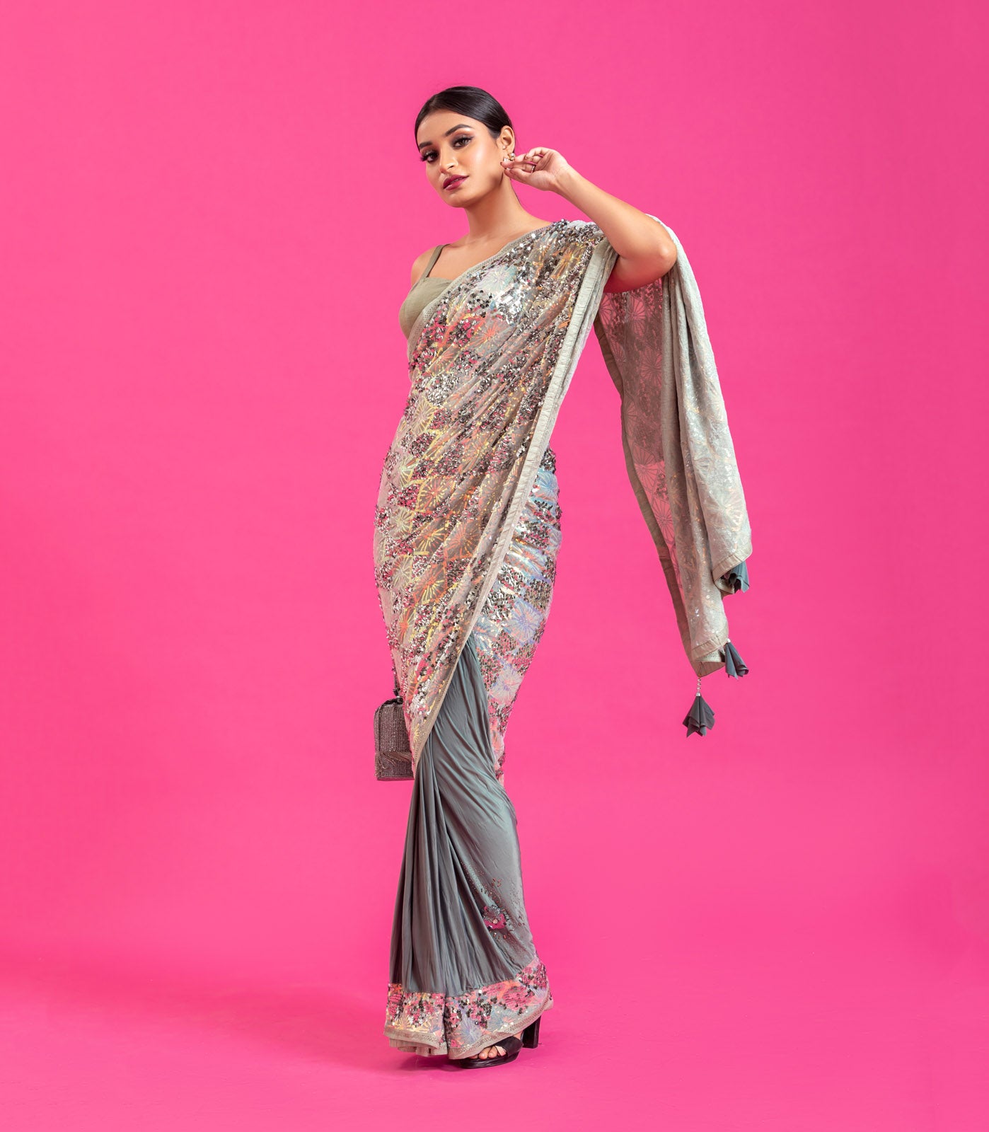 Lycra Saree With Embroidered Sequins Pallu With Blouse Fabric